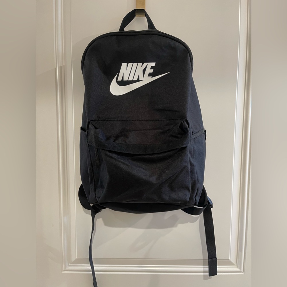 Nike Heritage Black Backpack